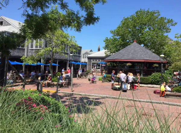 top 10 waterfront dining on nantucket